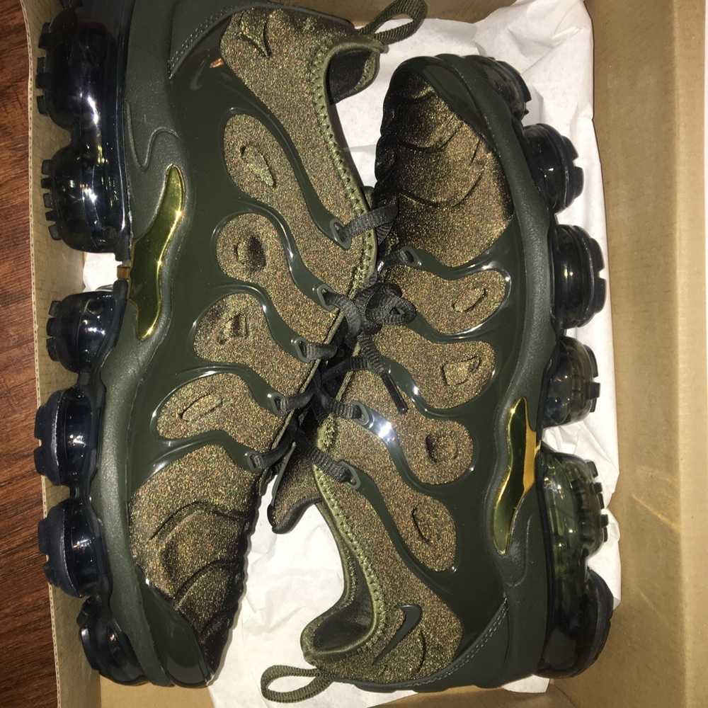 Air vapormax plus